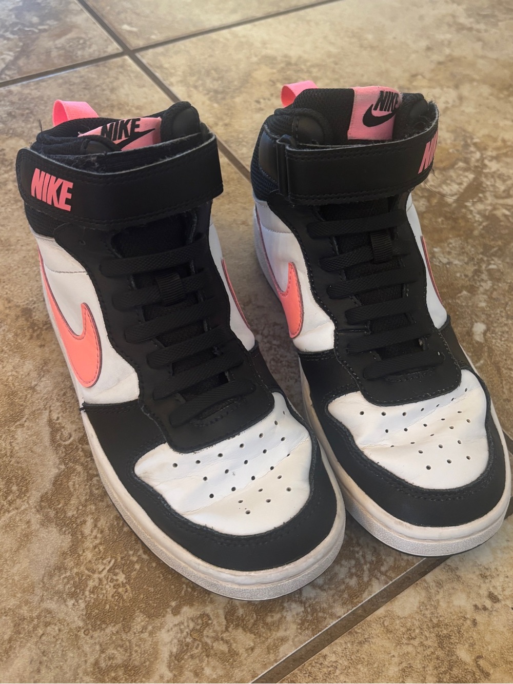 Nike Court Borough Mid 2 Shoes Youth White/Black/Pink